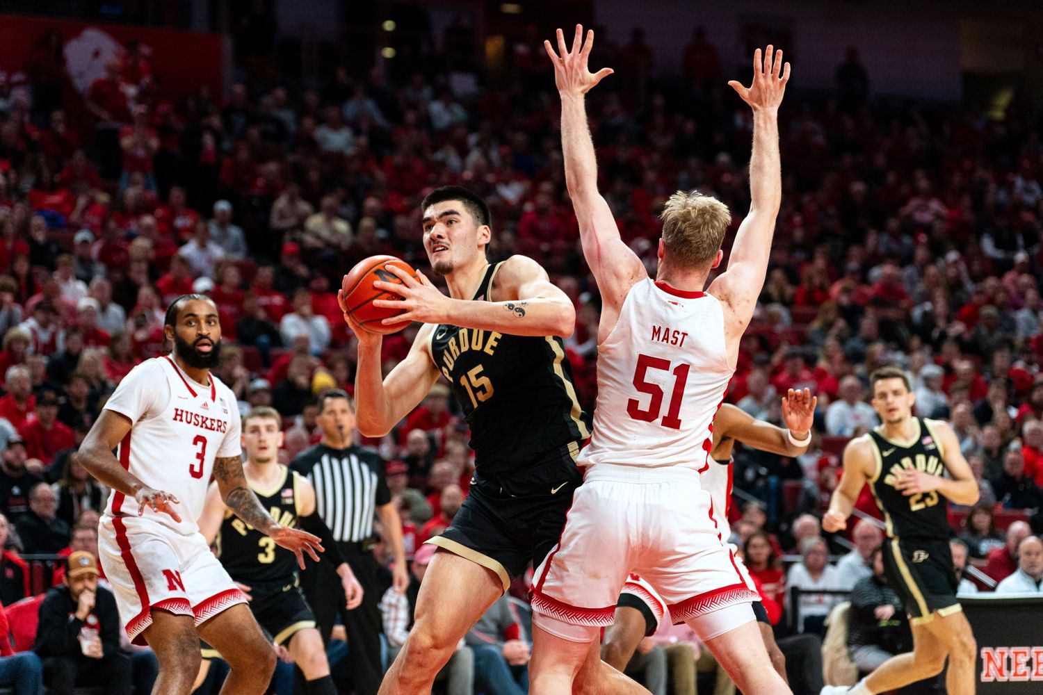 Purdue center Zach Edey drives against Nebraska forward Rienk Mast during the second half at Pinnacle Bank Arena in Lincoln. (Jan 9, 2024)
